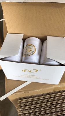 محل کارخانه 100٪ رشته دوخت پلی استر چند رنگ 40/2 3000yard/cone
