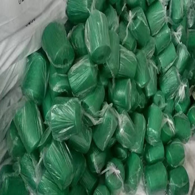 رنگ ها 100٪ نخ پلی استر ریسیده شده برای نخ خیاطی