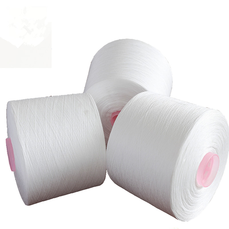 از نخ رینگ ریسیده شده 100% پلی استر 40s/2، 50/2، 60/2 برای کارخانه خیاطی پوشاک استفاده می شود.